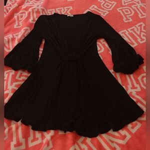 Size Small Black Flowy 3/4 Sleeve Shirt